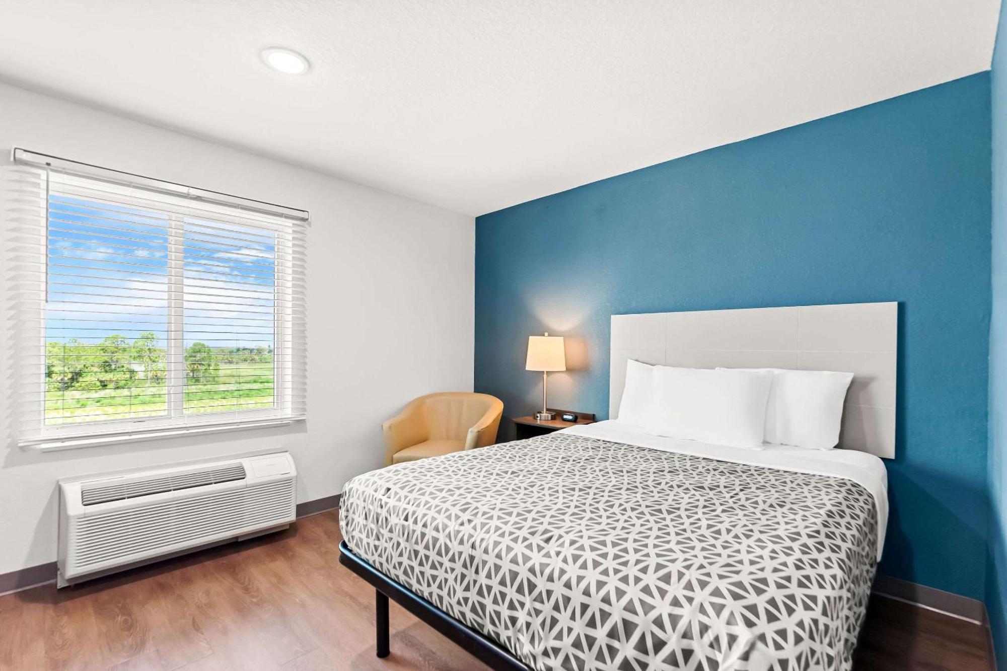 Woodspring Suites Hudson Port Richey 外观 照片